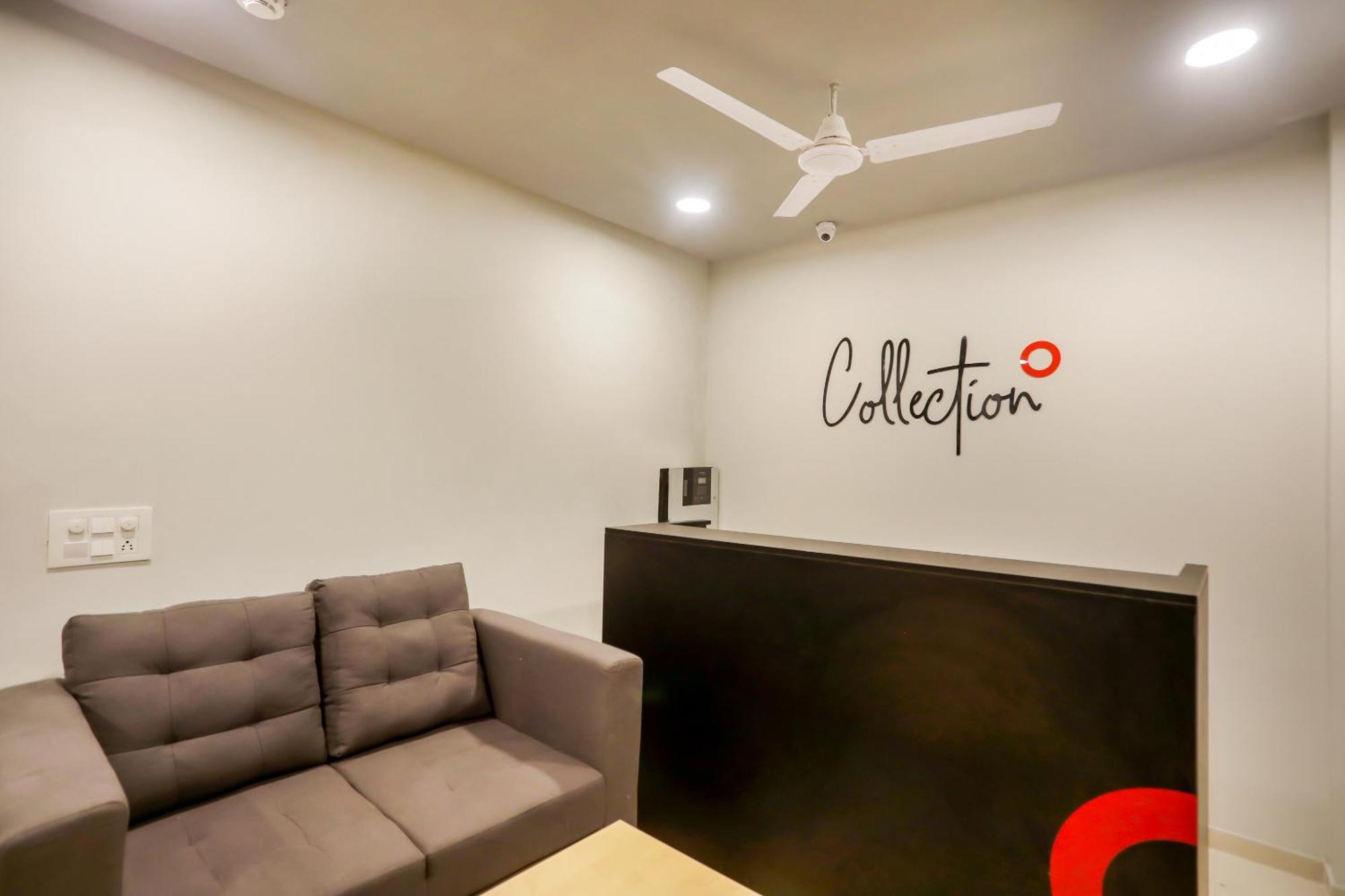 Super Collection O Le Noida Hotel Near Sector 76 Metro Station Экстерьер фото